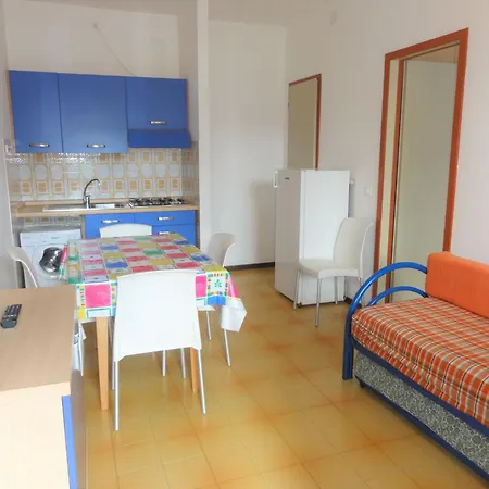 Apartamento Cozy Flat In A With Garden *