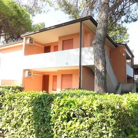Apartamento Cozy Flat In A With Garden *