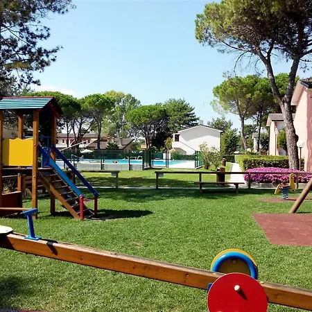 Apartamento Cozy Flat In A With Garden